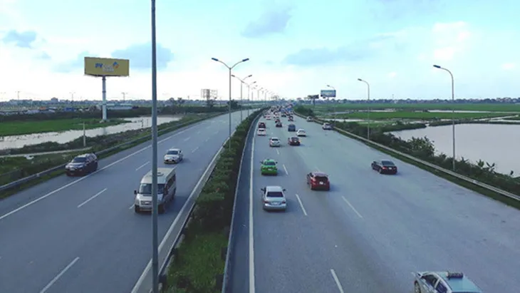 Giảm lãi suất cho vay từ 2-2,5%: Như muối bỏ bể? - Ảnh 1. Giảm lãi suất cho vay từ 2-2,5%: Như muối bỏ bể? - Ảnh 1.