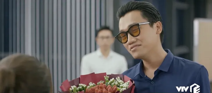 Nhà trọ Balanha - Tập 28: Bỏ rơi người yêu giữa tiệc sinh nhật vì gái, Bách - Nhiên cãi nhau - Ảnh 2. Nhà trọ Balanha - Tập 28: Bỏ rơi người yêu giữa tiệc sinh nhật vì gái, Bách - Nhiên cãi nhau - Ảnh 2.
