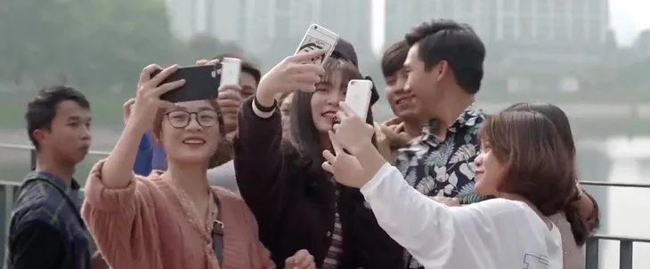 Nhà trọ Balanha - Tập 27: Hết hài hước, cặp Bách - Nhiên khiến fan tan chảy bởi màn làm lành ngọt như mật - Ảnh 1. Nhà trọ Balanha - Tập 27: Hết hài hước, cặp Bách - Nhiên khiến fan tan chảy bởi màn làm lành ngọt như mật - Ảnh 1.