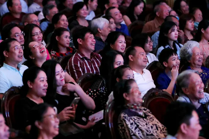 Bệnh sĩ của Lưu Quang Vũ mở màn cho sự trở lại của Nhà hát Kịch Việt Nam - Ảnh 4. Bệnh sĩ của Lưu Quang Vũ mở màn cho sự trở lại của Nhà hát Kịch Việt Nam - Ảnh 4.