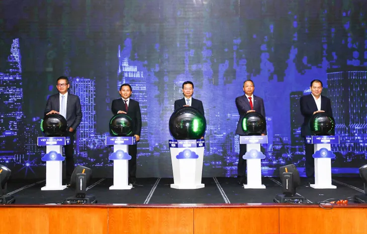 10 sự kiện ICT tiêu biểu tại Việt Nam năm 2020 - Ảnh 1. 10 sự kiện ICT tiêu biểu tại Việt Nam năm 2020 - Ảnh 1.