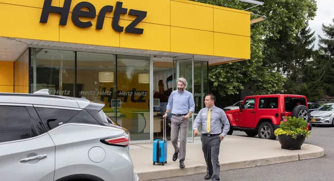 Từng sống sót qua nhiều cú sốc, vì sao đại gia hơn 100 năm tuổi Hertz không chống chọi nổi COVID-19? - Ảnh 1. Từng sống sót qua nhiều cú sốc, vì sao đại gia hơn 100 năm tuổi Hertz không chống chọi nổi COVID-19? - Ảnh 1.