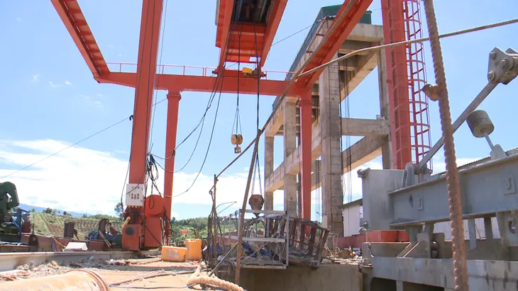 Khẩn trương điều tra vụ tai nạn công trình thủy điện khiến 6 người thương vong - Ảnh 4. Khẩn trương điều tra vụ tai nạn công trình thủy điện khiến 6 người thương vong - Ảnh 4.