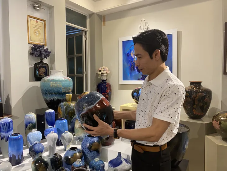 Tự hào chất lượng sản phẩm gốm sứ Bát Tràng - Ảnh 1. Tự hào chất lượng sản phẩm gốm sứ Bát Tràng - Ảnh 1.