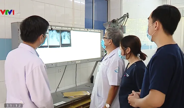 Giành giật sự sống cho bệnh nhân 91: Có những lúc tưởng như tuyệt vọng - Ảnh 1. Giành giật sự sống cho bệnh nhân 91: Có những lúc tưởng như tuyệt vọng - Ảnh 1.