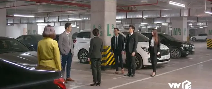 Tình yêu và tham vọng - Tập 20: Mượn tay Tuệ Lâm, Phong khiến Linh bị sa thải trong một nốt nhạc - Ảnh 10. Tình yêu và tham vọng - Tập 20: Mượn tay Tuệ Lâm, Phong khiến Linh bị sa thải trong một nốt nhạc - Ảnh 10.