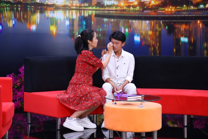 Bé trai 13 tuổi đau lòng bởi những lời nói gây tổn thương từ bố mẹ - Ảnh 1. Bé trai 13 tuổi đau lòng bởi những lời nói gây tổn thương từ bố mẹ - Ảnh 1.