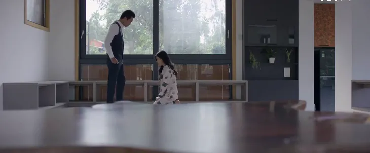 Nhà trọ Balanha - Tập 30: Vì sao Bách phải nhận là nam chính trong clip nóng của Kim? - Ảnh 9. Nhà trọ Balanha - Tập 30: Vì sao Bách phải nhận là nam chính trong clip nóng của Kim? - Ảnh 9.