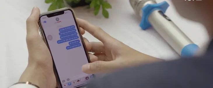 Nhà trọ Balanha - Tập 30: Vì sao Bách phải nhận là nam chính trong clip nóng của Kim? - Ảnh 12. Nhà trọ Balanha - Tập 30: Vì sao Bách phải nhận là nam chính trong clip nóng của Kim? - Ảnh 12.