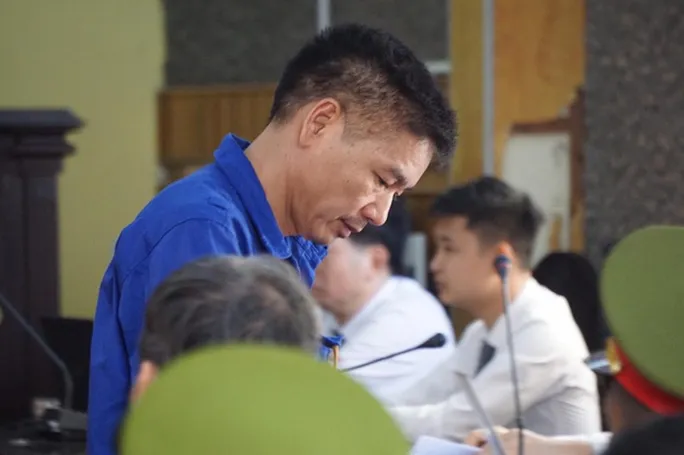Vụ gian lận thi ở Sơn La: Cựu Phó Giám đốc Sở GD-ĐT lĩnh án 9 năm tù - Ảnh 4. Vụ gian lận thi ở Sơn La: Cựu Phó Giám đốc Sở GD-ĐT lĩnh án 9 năm tù - Ảnh 4.