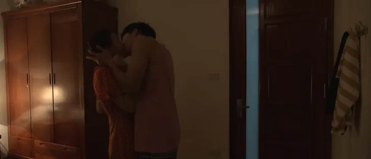 Những ngày không quên - Tập 38: Khoa dụ Uyên động phòng trước ngày cưới - Ảnh 1. Những ngày không quên - Tập 38: Khoa dụ Uyên động phòng trước ngày cưới - Ảnh 1.