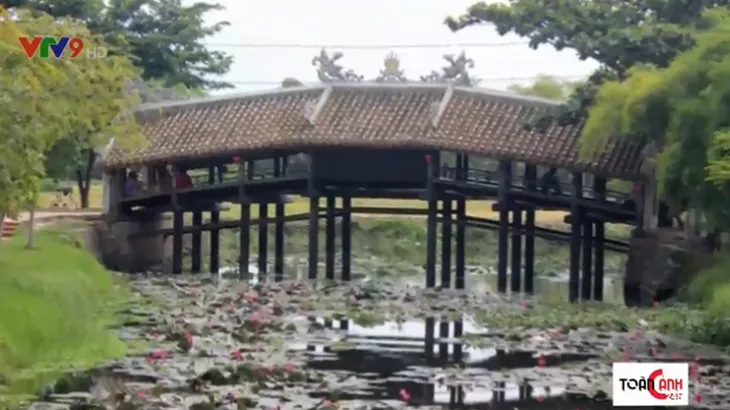 Cầu cổ và hiếm nhất Việt Nam được tháo dỡ để trùng tu - Ảnh 1. Cầu cổ và hiếm nhất Việt Nam được tháo dỡ để trùng tu - Ảnh 1.