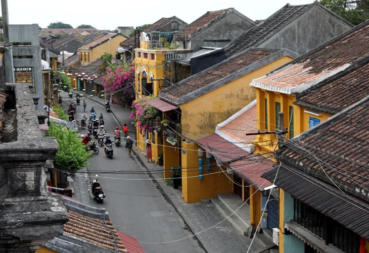 Làm thế nào để những quả bong bóng du lịch tại Việt Nam không vỡ? - Ảnh 2. Làm thế nào để những quả bong bóng du lịch tại Việt Nam không vỡ? - Ảnh 2.