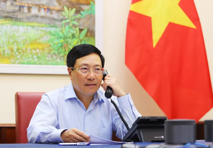 Điện đàm với Thủ tướng Nguyễn Xuân Phúc, Tổng thống Donald Trump đánh giá cao năng lực ứng phó dịch COVID-19 của Việt Nam - Ảnh 2. Điện đàm với Thủ tướng Nguyễn Xuân Phúc, Tổng thống Donald Trump đánh giá cao năng lực ứng phó dịch COVID-19 của Việt Nam - Ảnh 2.
