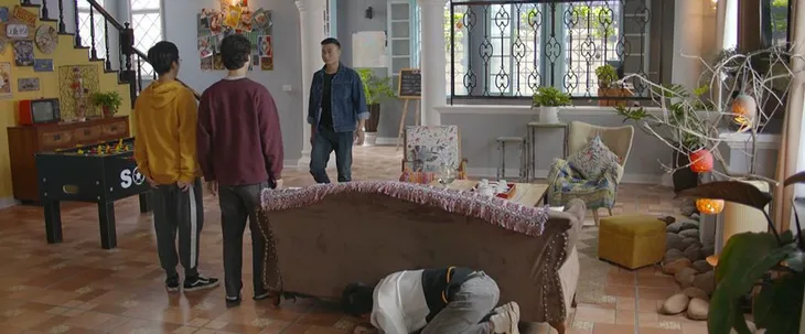 Nhà trọ Balanha - Tập 21: Tưởng lừa siêu đẳng, Bách lại bị Tấn đánh rụng răng chỉ vì điều này - Ảnh 1. Nhà trọ Balanha - Tập 21: Tưởng lừa siêu đẳng, Bách lại bị Tấn đánh rụng răng chỉ vì điều này - Ảnh 1.