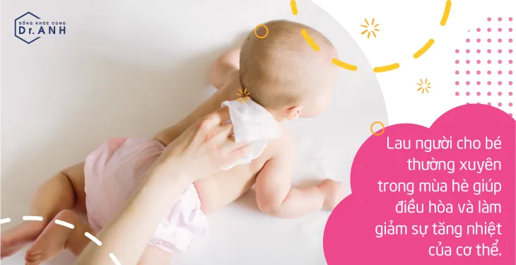 8 mẹo chống nóng đầu hè hữu ích phòng bệnh cho bé - Ảnh 2. 8 mẹo chống nóng đầu hè hữu ích phòng bệnh cho bé - Ảnh 2.