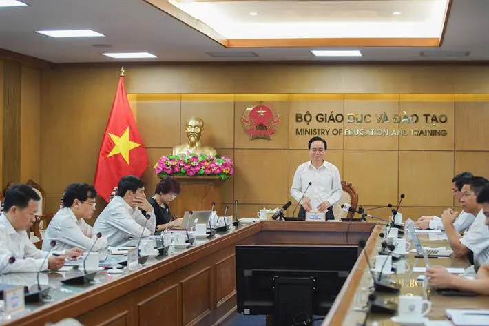 Bộ trưởng Bộ GD&ĐT: Các trường đại học tổ chức kỳ thi riêng “không phải muốn làm gì thì làm” - Ảnh 1. Bộ trưởng Bộ GD&ĐT: Các trường đại học tổ chức kỳ thi riêng “không phải muốn làm gì thì làm” - Ảnh 1.