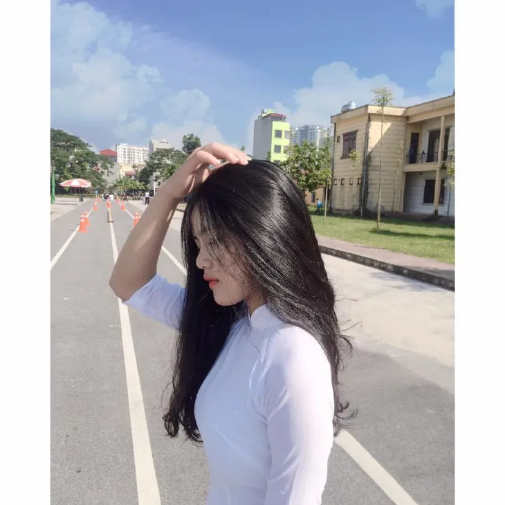 Nữ sinh gây sốt hơn cả chủ nhân vòng nguyệt quế Đường lên đỉnh Olympia - Ảnh 5. Nữ sinh gây sốt hơn cả chủ nhân vòng nguyệt quế Đường lên đỉnh Olympia - Ảnh 5.