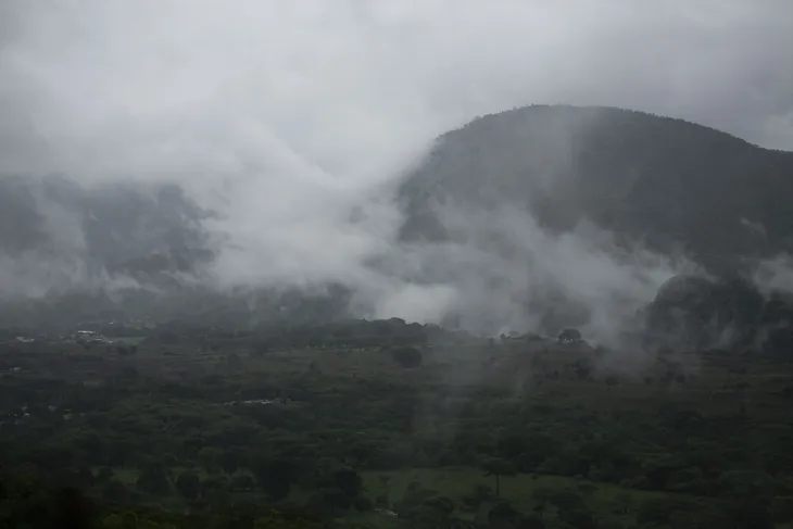 Bão Amanda đổ bộ El Salvador, ít nhất 8 người thiệt mạng - Ảnh 4. Bão Amanda đổ bộ El Salvador, ít nhất 8 người thiệt mạng - Ảnh 4.