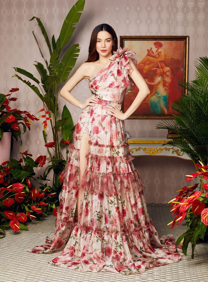Hồ Ngọc Hà mang bầu vẫn diện giày cao gót và đồ bó, đẹp rạng ngời - Ảnh 12. Hồ Ngọc Hà mang bầu vẫn diện giày cao gót và đồ bó, đẹp rạng ngời - Ảnh 12.