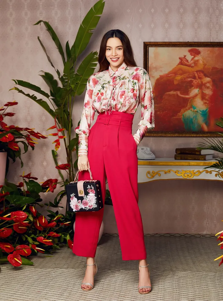 Hồ Ngọc Hà mang bầu vẫn diện giày cao gót và đồ bó, đẹp rạng ngời - Ảnh 17. Hồ Ngọc Hà mang bầu vẫn diện giày cao gót và đồ bó, đẹp rạng ngời - Ảnh 17.