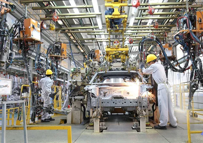 Fitch: Việt Nam là điểm đến hấp dẫn để sản xuất linh kiện ô tô - Ảnh 3. Fitch: Việt Nam là điểm đến hấp dẫn để sản xuất linh kiện ô tô - Ảnh 3.