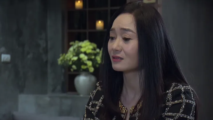 Đừng bắt em phải quên - Tập 10: Ngân chột dạ khi chính tai nghe Linh muốn ngắm nhìn chồng mình - Ảnh 4. Đừng bắt em phải quên - Tập 10: Ngân chột dạ khi chính tai nghe Linh muốn ngắm nhìn chồng mình - Ảnh 4.