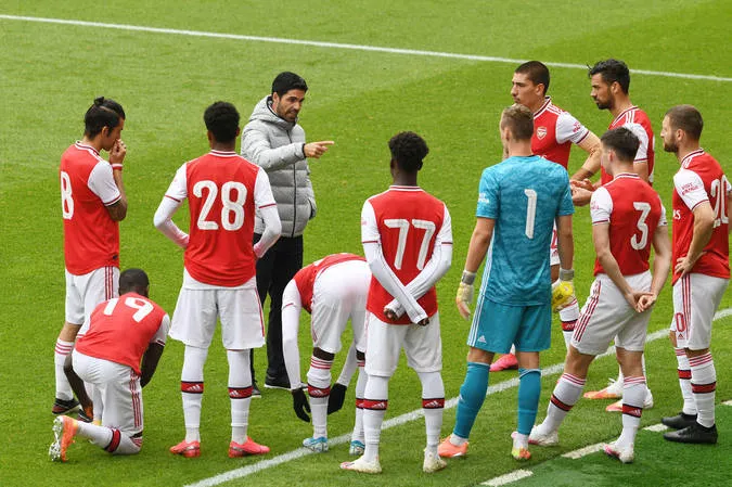 VIDEO Arsenal 2-3 Brentford: Công làm, thủ phá! - Ảnh 2. VIDEO Arsenal 2-3 Brentford: Công làm, thủ phá! - Ảnh 2.
