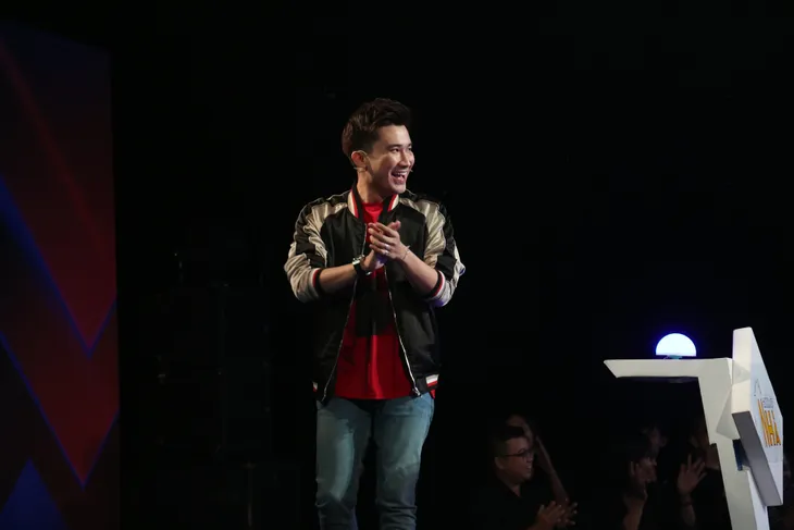 Hoa hậu Diễm Hương ra về trắng tay, nghi ngờ Chí Thiện được nhắc bài chơi gameshow - Ảnh 3. Hoa hậu Diễm Hương ra về trắng tay, nghi ngờ Chí Thiện được nhắc bài chơi gameshow - Ảnh 3.