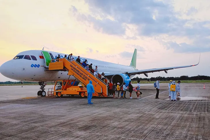 Đưa 266 công dân Việt Nam từ Kuwait, Qatar, Ai Cập về nước - Ảnh 1. Đưa 266 công dân Việt Nam từ Kuwait, Qatar, Ai Cập về nước - Ảnh 1.