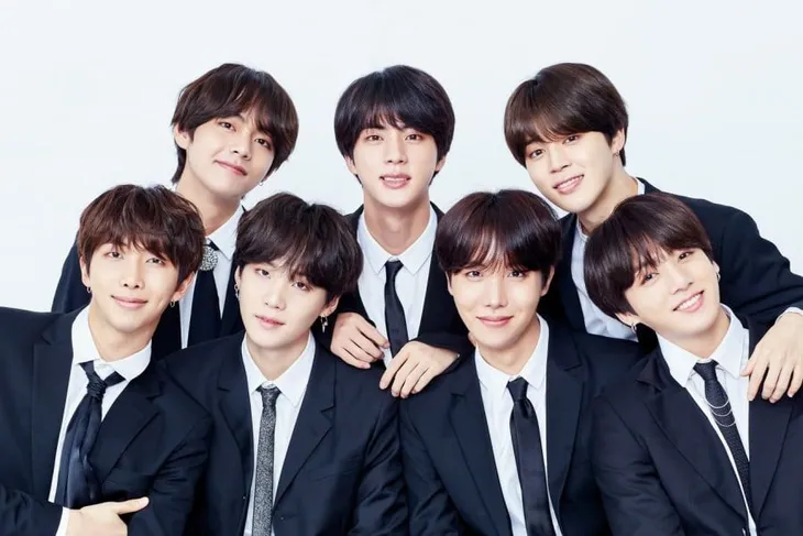 Bộ phim về BTS bắt đầu được sản xuất - Ảnh 1. Bộ phim về BTS bắt đầu được sản xuất - Ảnh 1.
