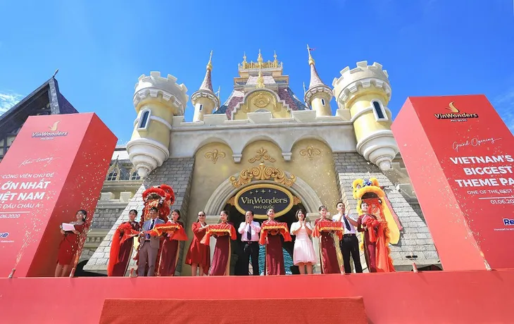 Khai trương công viên chủ đề lớn nhất Việt Nam - Vinwonders Phú Quốc - Ảnh 1. Khai trương công viên chủ đề lớn nhất Việt Nam - Vinwonders Phú Quốc - Ảnh 1.