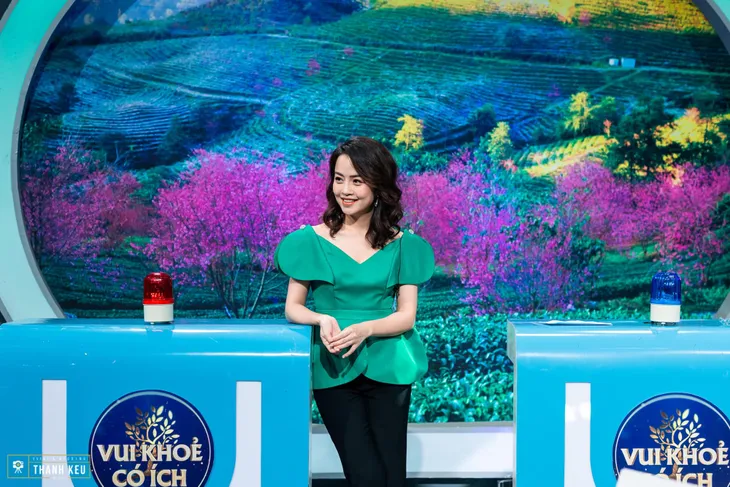 Cặp MC xinh đẹp tiết lộ điểm tương đồng khi đến với truyền hình - Ảnh 3. Cặp MC xinh đẹp tiết lộ điểm tương đồng khi đến với truyền hình - Ảnh 3.