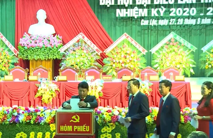 Lấy phẩm chất chính trị, uy tín và năng lực để sàng lọc, lựa chọn cán bộ - Ảnh 1.