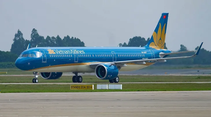 Vietnam Airlines xin Chính phủ hỗ trợ khẩn cấp 12.000 tỷ đồng - Ảnh 1. Vietnam Airlines xin Chính phủ hỗ trợ khẩn cấp 12.000 tỷ đồng - Ảnh 1.