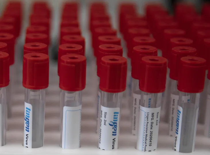 Trung Quốc thử nghiệm giai đoạn 3 vaccine ngừa COVID-19 trên người - Ảnh 1. Trung Quốc thử nghiệm giai đoạn 3 vaccine ngừa COVID-19 trên người - Ảnh 1.