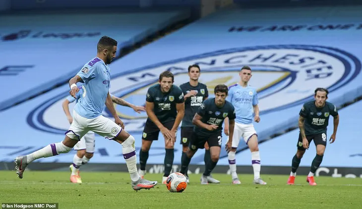 Vòng 30 Ngoại hạng Anh: Mahrez - Foden tỏa sáng, Man City thắng đậm Burnley! - Ảnh 1. Vòng 30 Ngoại hạng Anh: Mahrez - Foden tỏa sáng, Man City thắng đậm Burnley! - Ảnh 1.