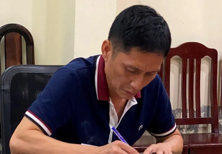 Hải Phòng: Bắt giữ đối tượng nổ súng tại số 17 đường Phan Bội Châu - Ảnh 2. Hải Phòng: Bắt giữ đối tượng nổ súng tại số 17 đường Phan Bội Châu - Ảnh 2.