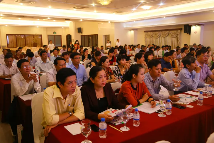 Tăng cường ứng dụng CNTT trong quản lý và hỗ trợ dạy học - Ảnh 1. Tăng cường ứng dụng CNTT trong quản lý và hỗ trợ dạy học - Ảnh 1.