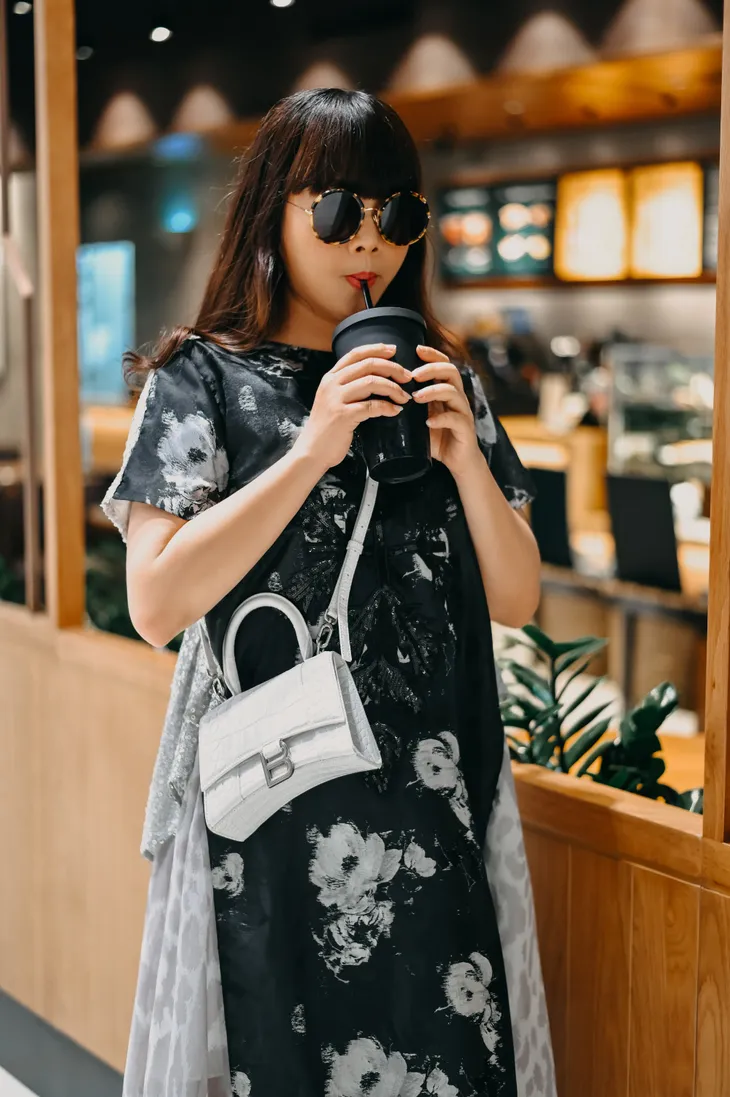 Ngẫu hứng phối đồ dạo phố theo NTK Hằng Nguyễn - Ảnh 5. Ngẫu hứng phối đồ dạo phố theo NTK Hằng Nguyễn - Ảnh 5.