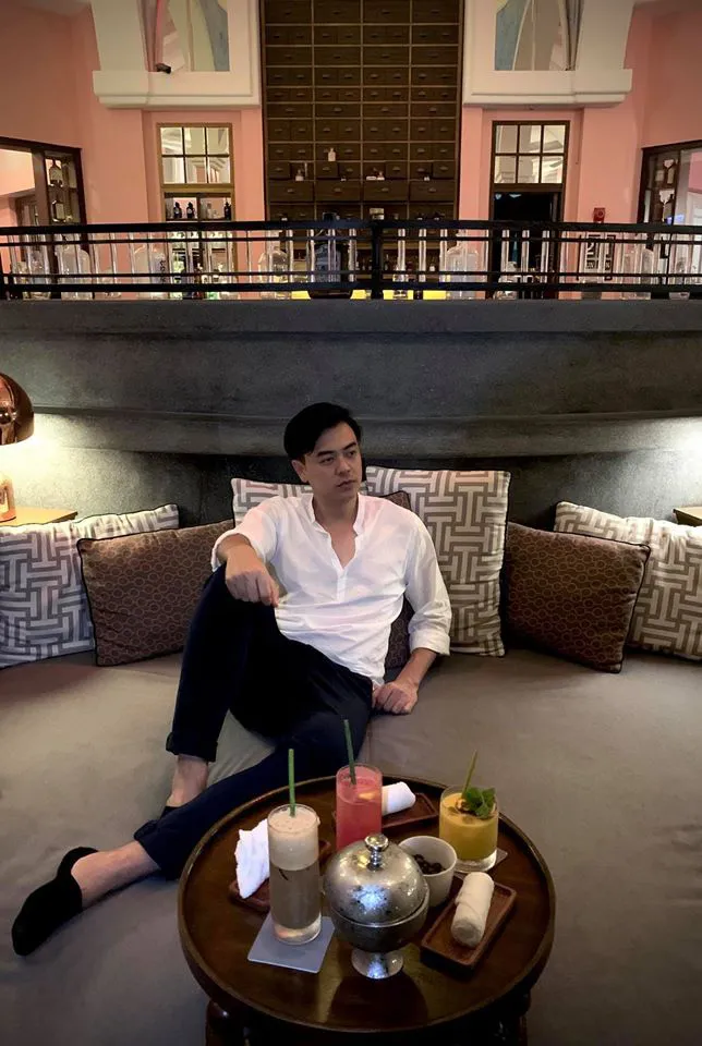 MC Tuấn Tú đưa vợ xinh đẹp đi hưởng kỳ nghỉ lãng mạn - Ảnh 1. MC Tuấn Tú đưa vợ xinh đẹp đi hưởng kỳ nghỉ lãng mạn - Ảnh 1.