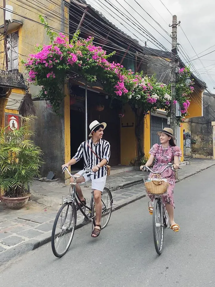Bình An thừa nhận quá sai khi đăng ảnh cùng bạn gái Á hậu Phương Nga - Ảnh 5. Bình An thừa nhận quá sai khi đăng ảnh cùng bạn gái Á hậu Phương Nga - Ảnh 5.