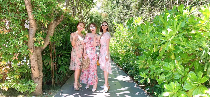 Lã Thanh Huyền, Vân Hugo và Quỳnh Nga khoe ảnh bikini nóng bỏng - Ảnh 7. Lã Thanh Huyền, Vân Hugo và Quỳnh Nga khoe ảnh bikini nóng bỏng - Ảnh 7.