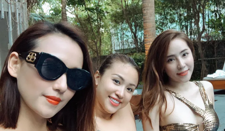 Lã Thanh Huyền, Vân Hugo và Quỳnh Nga khoe ảnh bikini nóng bỏng - Ảnh 12. Lã Thanh Huyền, Vân Hugo và Quỳnh Nga khoe ảnh bikini nóng bỏng - Ảnh 12.