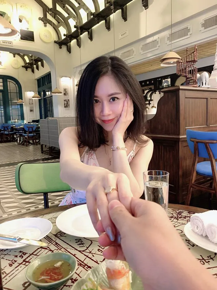 MC Tuấn Tú đưa vợ xinh đẹp đi hưởng kỳ nghỉ lãng mạn - Ảnh 9. MC Tuấn Tú đưa vợ xinh đẹp đi hưởng kỳ nghỉ lãng mạn - Ảnh 9.