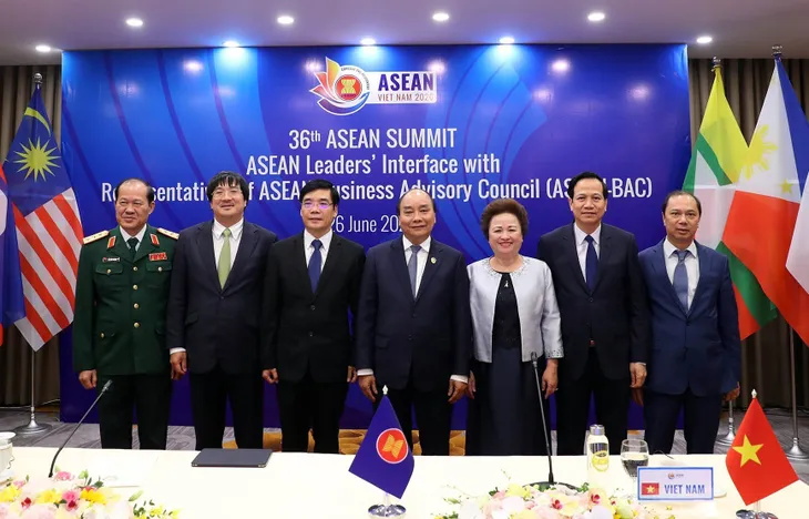 Cộng đồng ASEAN: Gắn kết và chủ động thích ứng, chung tay ứng phó với dịch COVID-19 - Ảnh 1. Cộng đồng ASEAN: Gắn kết và chủ động thích ứng, chung tay ứng phó với dịch COVID-19 - Ảnh 1.
