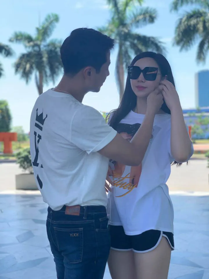 Cặp thầy trò Duy - Ngọc tình bể bình trong hậu trường Đừng bắt em phải quên - Ảnh 4. Cặp thầy trò Duy - Ngọc tình bể bình trong hậu trường Đừng bắt em phải quên - Ảnh 4.