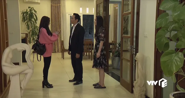 Quỳnh Kool lý giải mê đi bốt trong Đừng bắt em phải quên, Nhà trọ Balanha - Ảnh 10. Quỳnh Kool lý giải mê đi bốt trong Đừng bắt em phải quên, Nhà trọ Balanha - Ảnh 10.