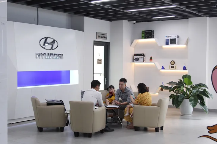 Giao dịch xe tăng 300% khi chính sách giảm 50% phí trước bạ có hiệu lực - Ảnh 3. Giao dịch xe tăng 300% khi chính sách giảm 50% phí trước bạ có hiệu lực - Ảnh 3.