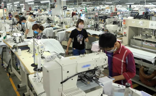 Dịch bệnh khiến ngoại tệ chảy ra khỏi các nền kinh tế mới nổi - Ảnh 1. Dịch bệnh khiến ngoại tệ chảy ra khỏi các nền kinh tế mới nổi - Ảnh 1.